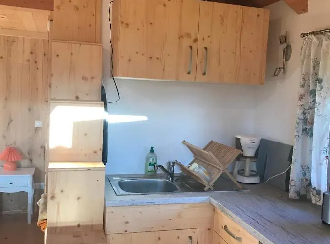 Tiny Am Bach Ferienhaus